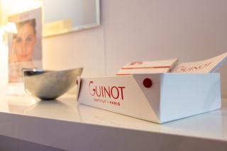 Salon de Manucure Institut de Beauté Sylvie 0