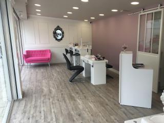 Salon de Manucure Institut d'ongles NailsbyHLN 1