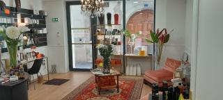 Salon de Manucure Institut beauty plus et parfumerie 0