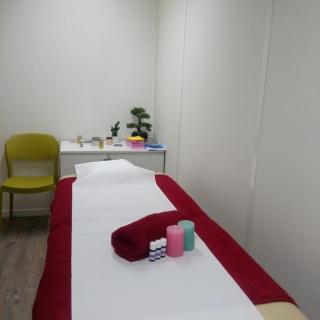 Salon de Manucure Espace Beauté Russe - massage relaxant soins du visage manucure pédicure epilation homme/femme WE SPEAK ENGLISH 0