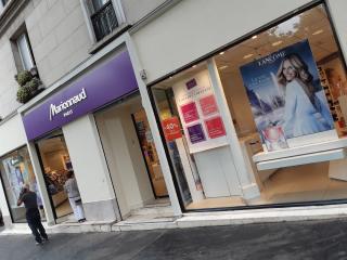 Salon de Manucure Atelier International de Maquillage A.I.M 0