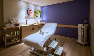 Salon de Manucure Yves Rocher 1