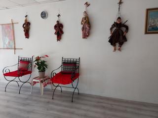 Salon de Manucure Lanna Massages-Perroquet 0