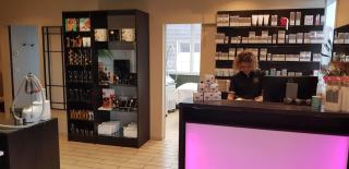 Salon de Manucure Manoa 2