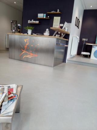 Salon de Manucure Laure Manucure&Spa ( Laure Au Bout Des Ongles + Aquacorps) 2