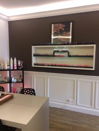Salon de Manucure SPA De Sens et d'Esprit 0