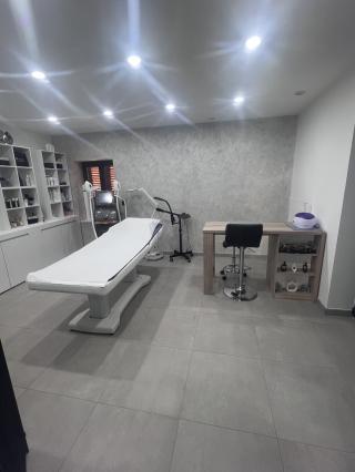 Salon de Manucure Nune Beauté et Esthétiques 0