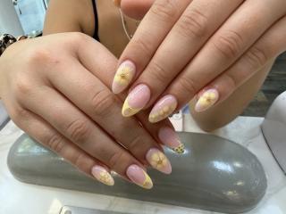 Salon de Manucure U Mi Beaute 0