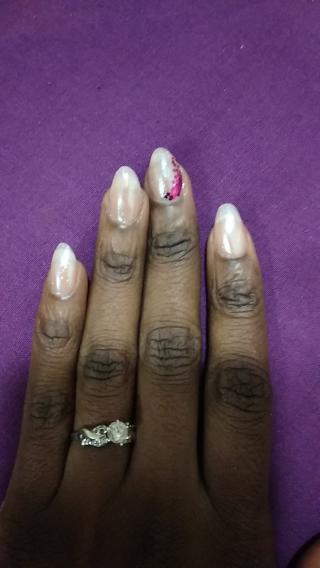 Salon de Manucure Féminin'Touch 0