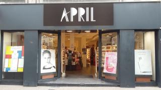 Salon de Manucure Parfumerie April Roanne 0