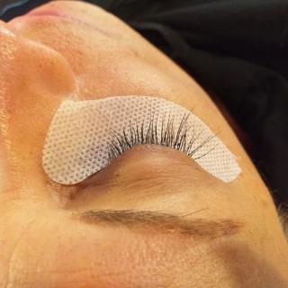 Salon de Manucure Princesse institut extentions de cils esthétique épilation onglerie 0