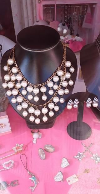 Salon de Manucure Princesse institut extentions de cils esthétique épilation onglerie 0