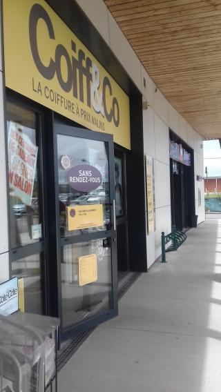 Salon de Manucure Coiff&Co - Coiffeur Pornic 2