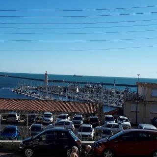 Salon de Manucure L'essentiel Beauté 0