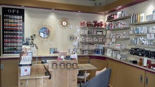 Salon de Manucure Maelo Univers Beauté. 1