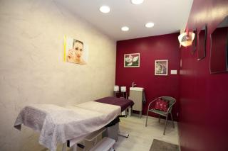 Salon de Manucure Entre parentheses 0