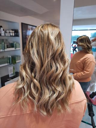 Salon de Manucure Camille Albane - Coiffeur Guilherand Granges 0