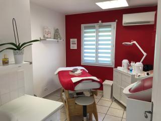 Salon de Manucure Centre Beauté Sandrine 0
