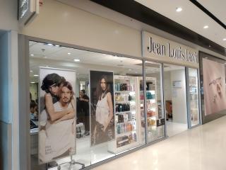 Salon de Manucure Jean Louis David - Coiffeur Cergy 1