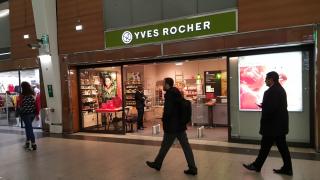 Salon de Manucure Yves Rocher 0