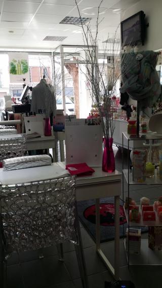 Salon de Manucure Sisters Beauté 0