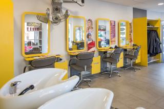 Salon de Manucure Coiff&Co - Coiffeur Draguignan 0