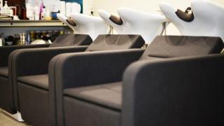 Salon de Manucure D-v- Métamorphose EURL 0