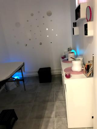 Salon de Manucure L' Esthétique By Caroline 0