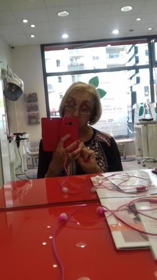 Salon de Manucure Saint Algue - Coiffeur Châtillon 0