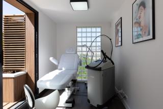 Salon de Manucure Lazeo Asnières 1