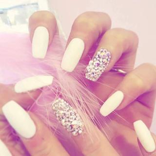 Salon de Manucure Julia Beauty Academy 0