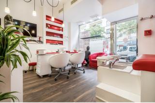 Salon de Manucure Tahira salon de beauté 0