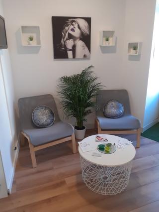 Salon de Manucure Home beauty - centre LPG Cellu m6 alliance gold - Hyaluronpen - Microneedling - Bbglow - Blanchiment Dentaire- Épilation Lumière Pulsée 0