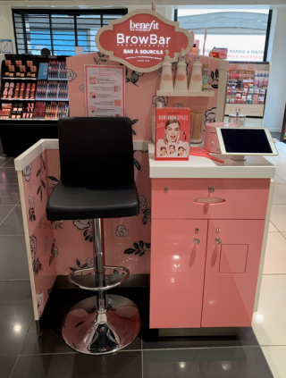 Salon de Manucure Benefit BrowBar Bar à Sourcils 0