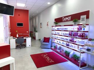 Salon de Manucure Institut Guinot 0