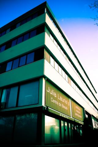 Salon de Manucure Centre de Beauté Julia Laurie's 0
