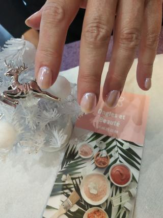 Salon de Manucure Ongles et Beauté 0