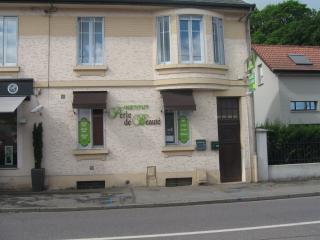 Salon de Manucure Institut Perle de Beauté 0