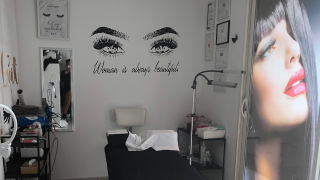 Salon de Manucure Missis Beauty Institut De Beauté 0