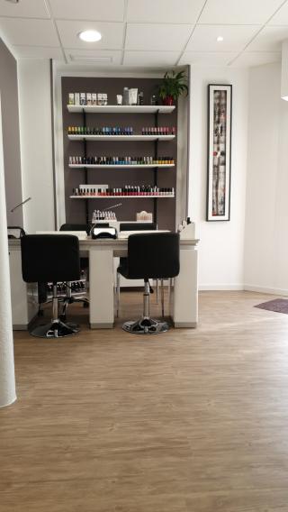 Salon de Manucure Imane Beauty 0