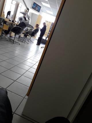 Salon de Manucure Coiff&Co - Coiffeur Le Mans 1