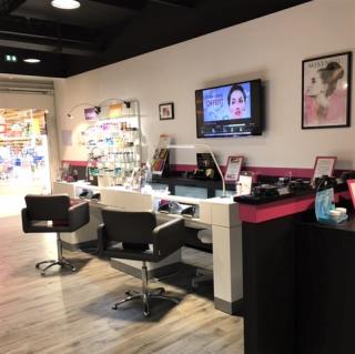 Salon de Manucure Esthetic Center Haguenau - Institut de beauté 1