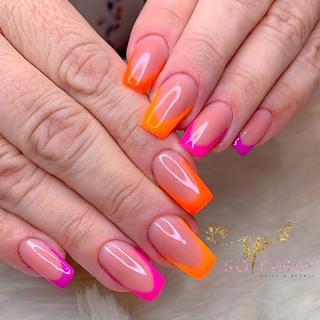 Salon de Manucure SO PINKY COSMETIQUES AFRO 0