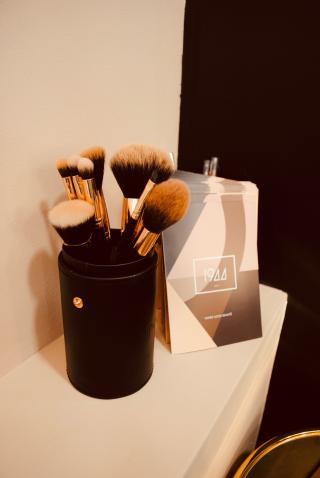 Salon de Manucure HEADBANG 0