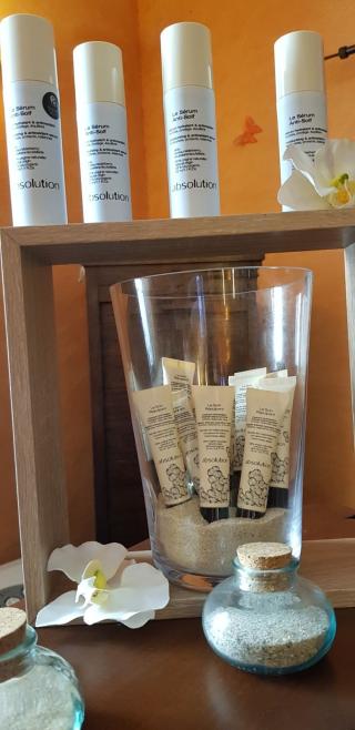 Salon de Manucure Le Taj institut 0