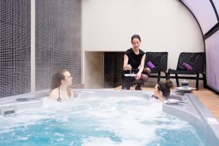 Salon de Manucure EXCILLANCE • Un Instant pour Soi 0