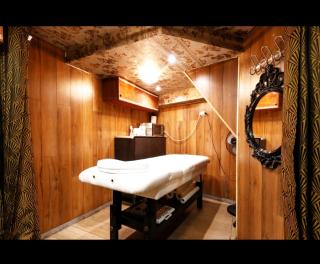 Salon de Manucure Royal Beauty 0