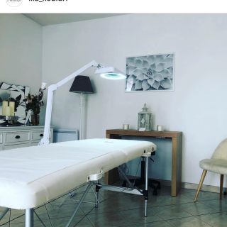 Salon de Manucure L Beauty's 0