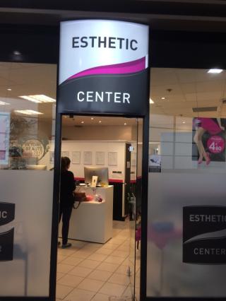 Salon de Manucure Esthetic Center 2