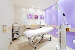 Salon de Manucure Yves Rocher 0